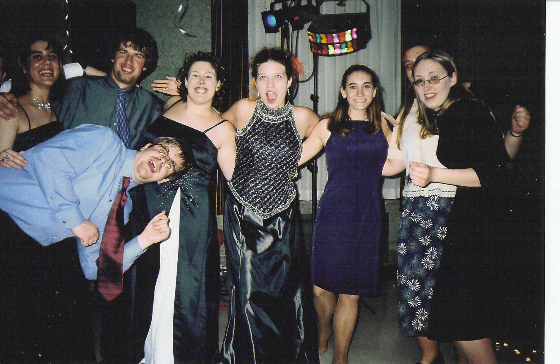 dancegrouppic.jpg
